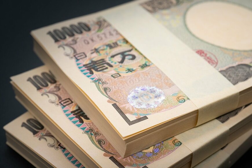 【厚生年金と国民年金】60歳代・70歳代・80歳代の「令和シニアの平均月額」一覧表！みんなの受給額はいくらか