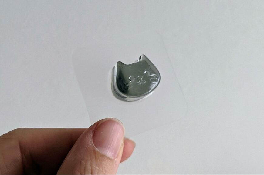 筆者撮影（セリア、歯ブラシホルダー ねこ型）