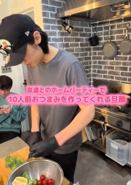 友人とのホームパーティーで夫が作った「10人前の料理」が話題　衝撃料理の数々に反響続出