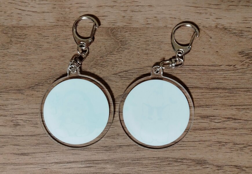 筆者撮影（セリア、mofusando アクリルキーホルダー）