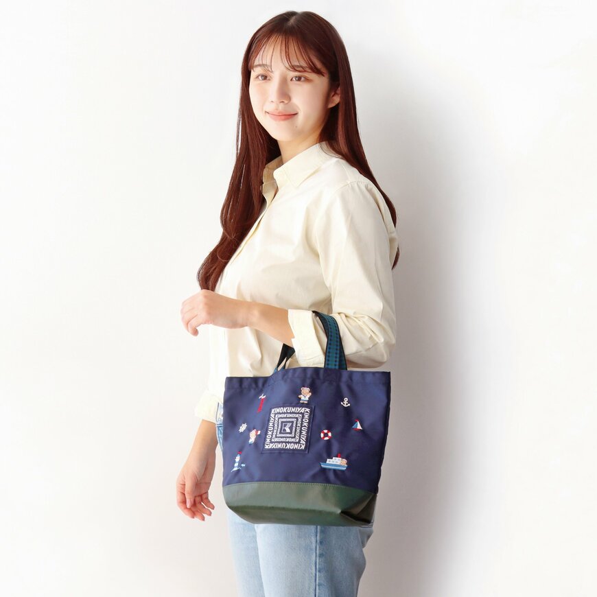 株式会社紀ノ國屋　KINOKUNIYA×familiar　バッグ　画像