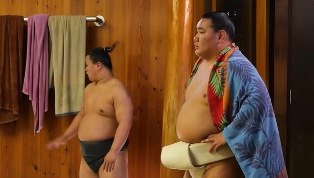 【相撲部屋ちゃんこ】5月場所開幕間近！横綱・豊昇龍関も気合満々で後輩に胸を出す「本格キムチで作るキムチ鍋」立浪部屋「ちゃんこ」を紹介