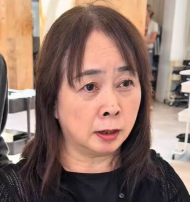 「老けて見える」ペタンコの前髪に悩む女性　バッサリショートで若見えヘアに大変身
