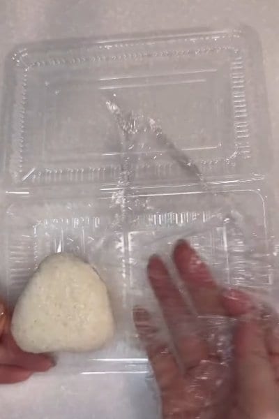 【女子高校生のお弁当】色とりどりの「おにぎり＆春巻き」弁当が美味しそう！丁寧な盛り付けに注目