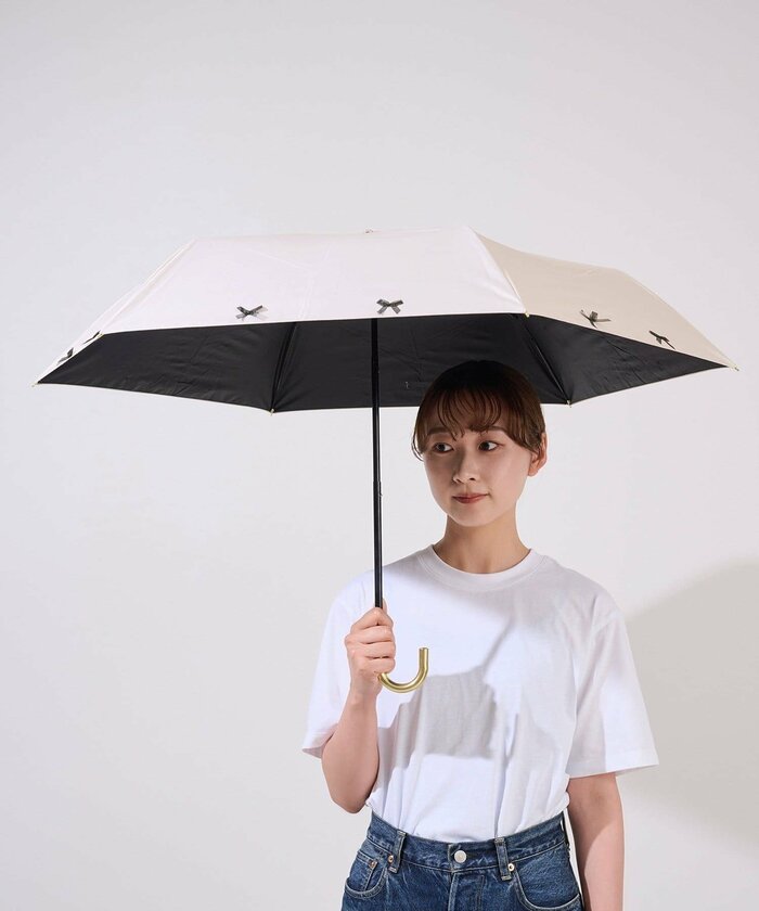 3COINSの晴雨兼用傘シリーズは880円からという手に取りやすい価格