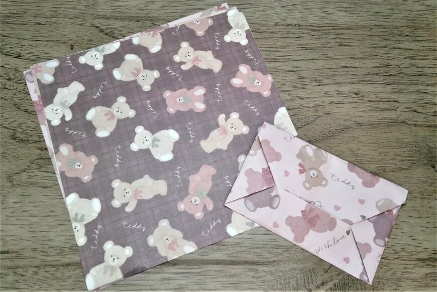 筆者撮影（セリア、デザインペーパー フラッフィーテディ）