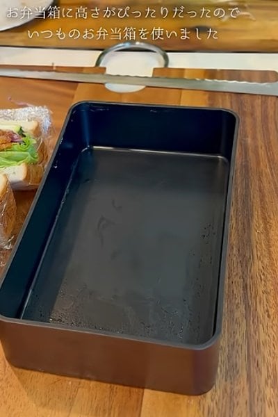 「フタ開けたら天国やん！」休日出勤の旦那さんに妻が作る〈サンドイッチ弁当〉が見栄え最高すぎて話題