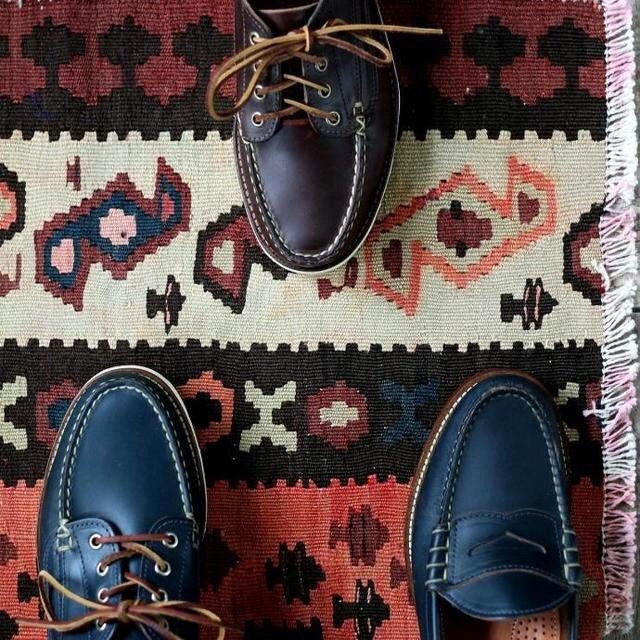 （右下）OAK STREET BOOTMAKERS - ビーフロールペニーローファー ¥42,984（税込）