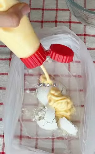 夫へ愛情たっぷり【鮭フライ弁当】簡単で彩りも味も満点の美弁当！マヨネーズと粉チーズが隠し味！