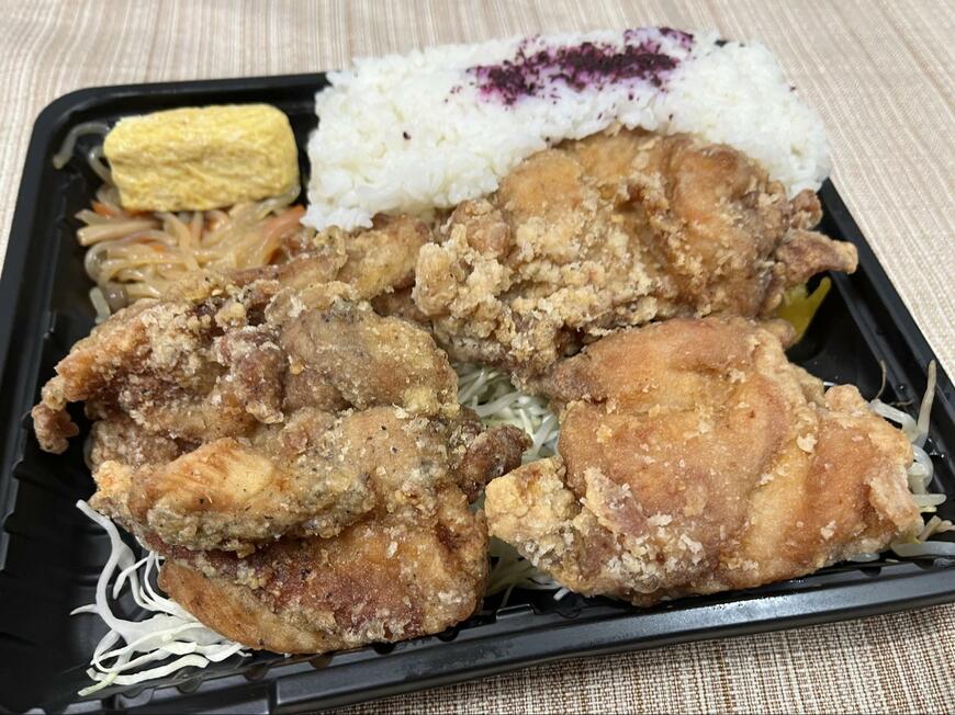 ゴロっと乗ったから揚げ、たまりません!