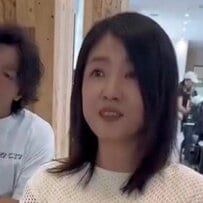 【劇的イメチェン】「髪にまとまりがないのが悩み…」毛先が軽くまとまりづらい女性　外ハネスタイルで上品マダムに変身