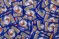【ポケモンカード買取】「バイオレットex」の相場は1年後にどうなった？ 売買価格推移