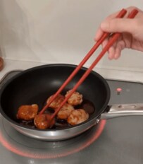 【夫弁当】「お仕事頑張れ」の思いを込めて作る『ヤンニョムポークボール弁当』が話題