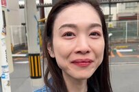 【骨格ウェーブ×ナチュラル】オールバックヘア女性がカットでイメチェン！「若返った」「べっぴんに変身」と話題