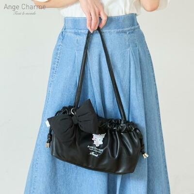 辻希美×サンリオキャラクターズショルダーバッグ（クロミ）