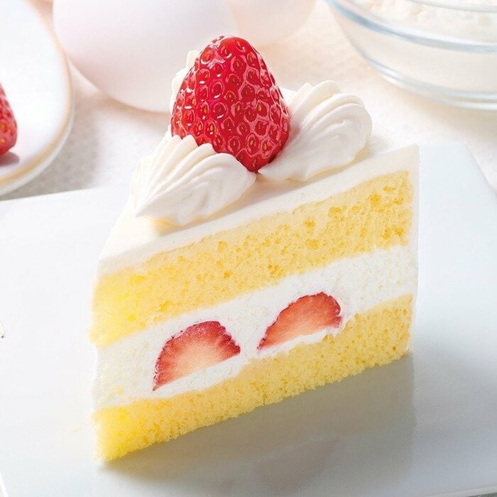 「スペシャル苺ショート(410円)」