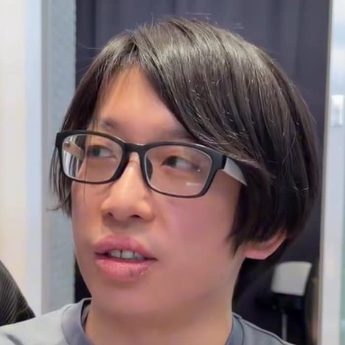 「和装に似合う髪型にしたい」1週間後に結婚式を控える男性がプロにお任せで大胆イメチェン！アフター「袴が似合いそう」と笑顔