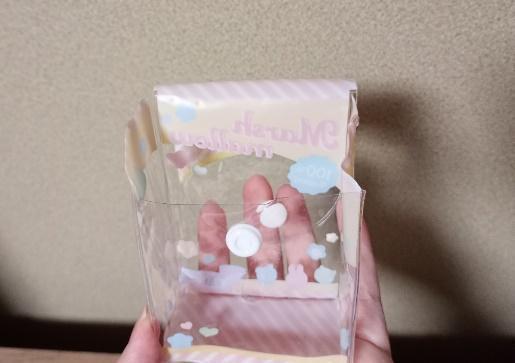 出所：筆者撮影（セリア、ドールポーチ ケース ドリンク）