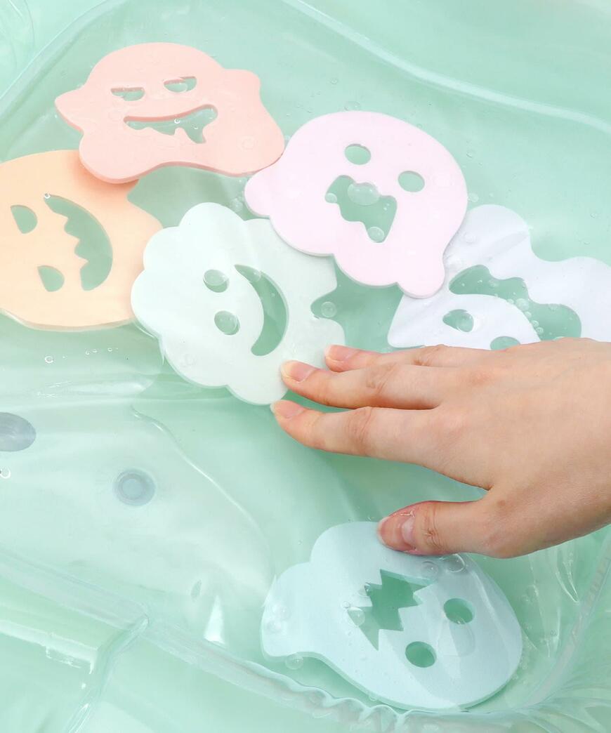 出所：パルグループ公式ファッション通販サイト 3COINS ウォーターマット／KIDS水遊び