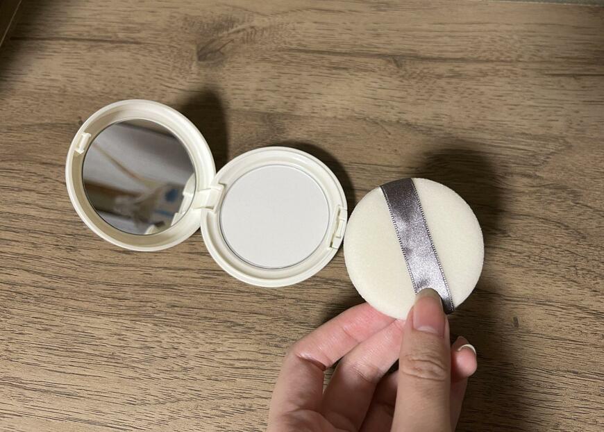  マツキヨココカラ、nake オイルブロックパウダー　画像