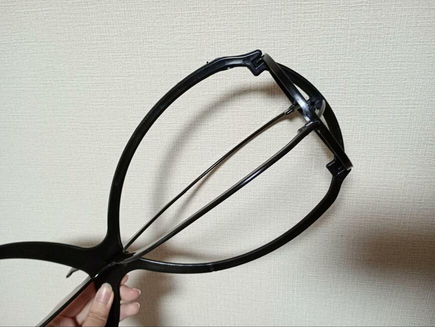 セリア、組み立て式ウィッグスタンド画像