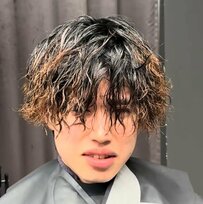 女性から髪が汚いと言われてしまった男性「大イメチェン」で印象ガラリと大変身！