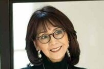 77歳 柏木由紀子 キャメル×白パンツの秋コーデが反響「流石ファッションリーダー」「絵になります」