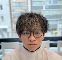 「田舎の中学生みたい…」過去にショートヘアに失敗した男性　リベンジカットで垢抜けイメチェン大成功！