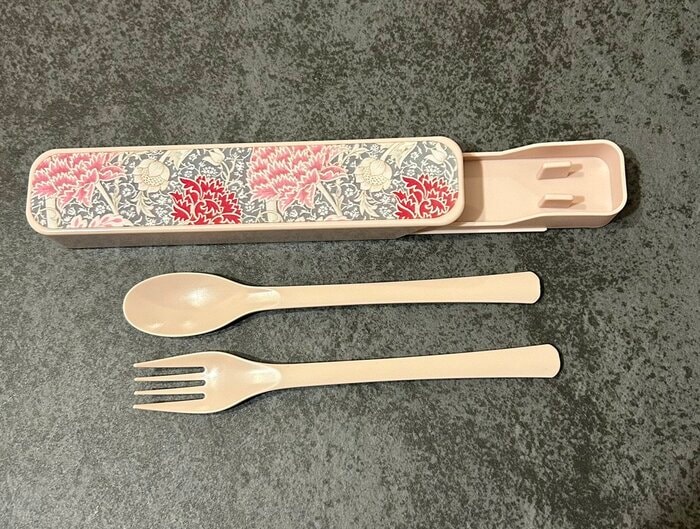 スライド式のスプーン＆フォークセット
