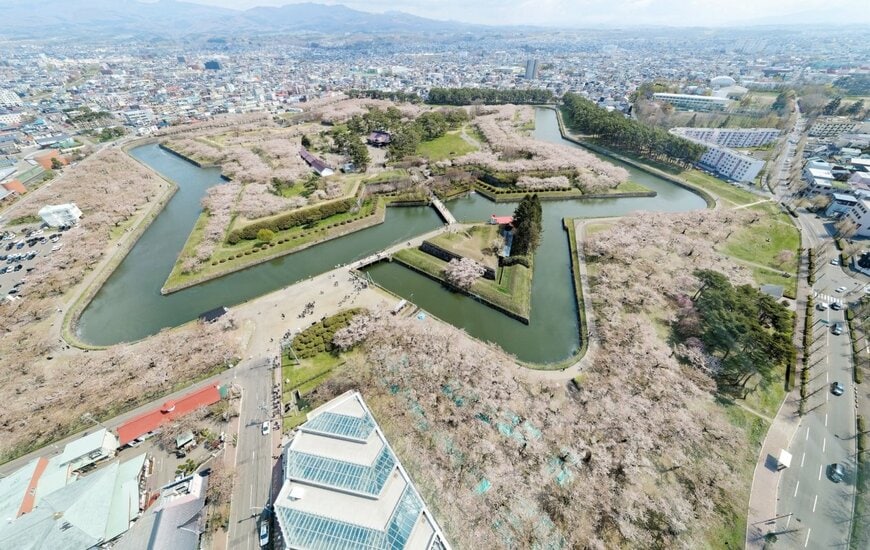 【北海道】函館の五稜郭公園を上から眺めると…　隠れていた「もう一つの見どころ」に注目集まる