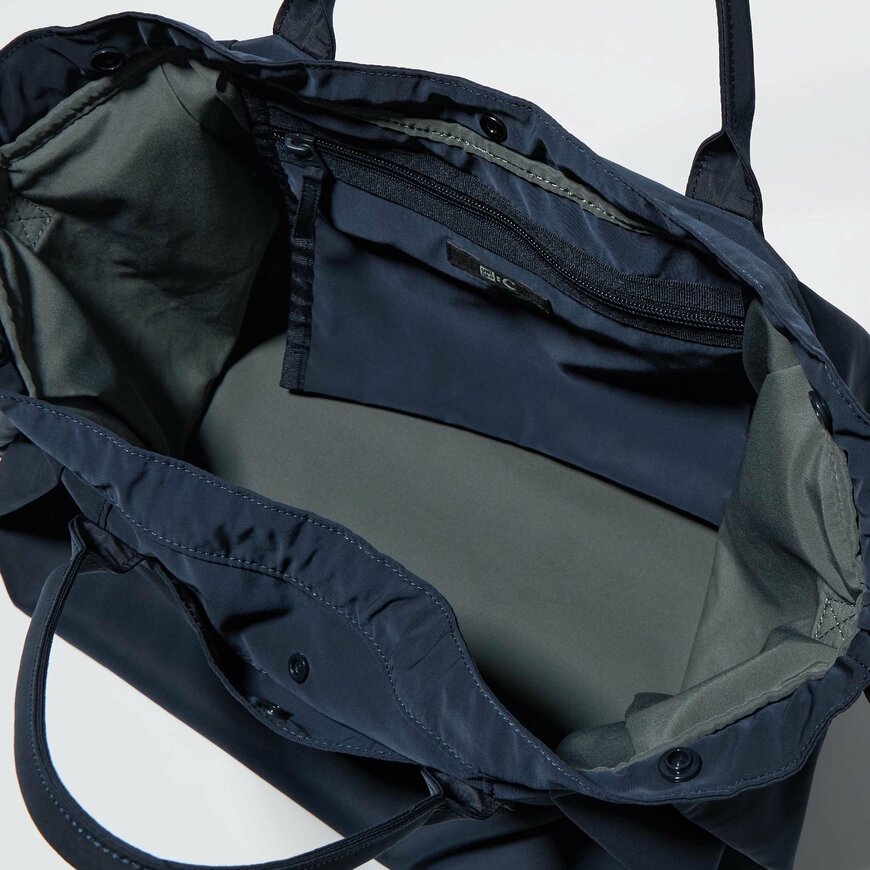 出所：ユニクロ公式　ドローストリングバッグ