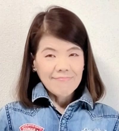 【60代マダム】”スッキリ見え”が叶うシャツの着こなし術！「体型がボヤけてパッとしない」悩みをひと工夫で解決！