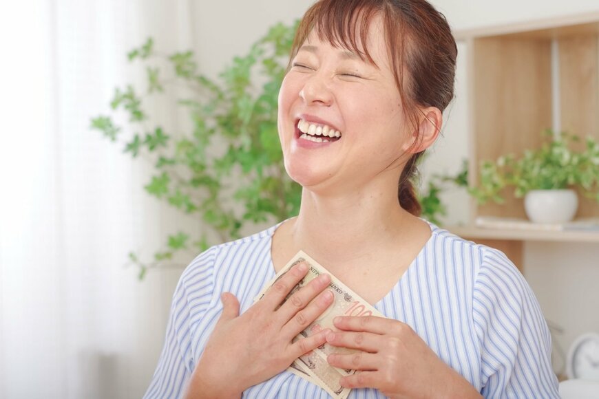 安心する女性の写真