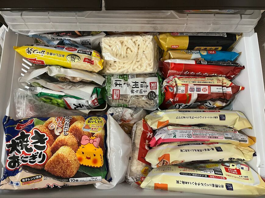 冷凍食品が詰め詰めです