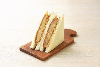 ローソンの新商品:米沢牛コロッケサンド