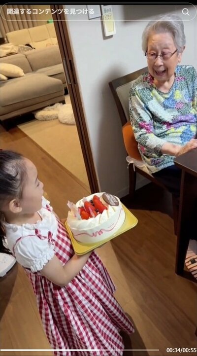 板野友美のTikTok