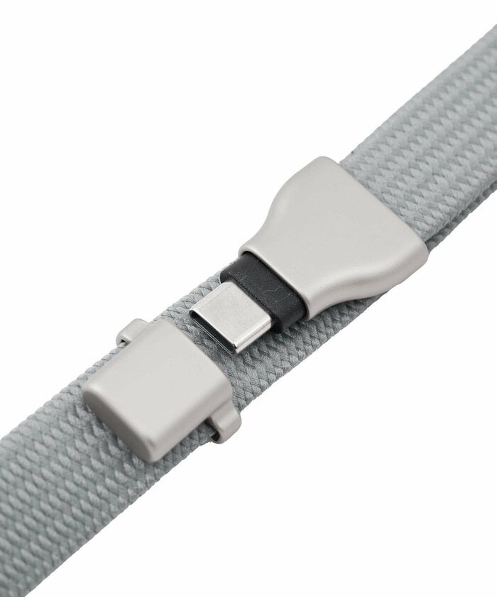 最大60Wの高速充電が可能です