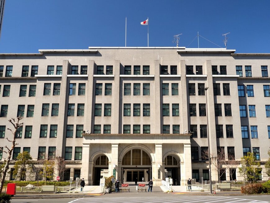 【2025年冬】国家公務員のボーナスの平均支給額「約70万2200円」に！「高市総理」はいくらもらった？