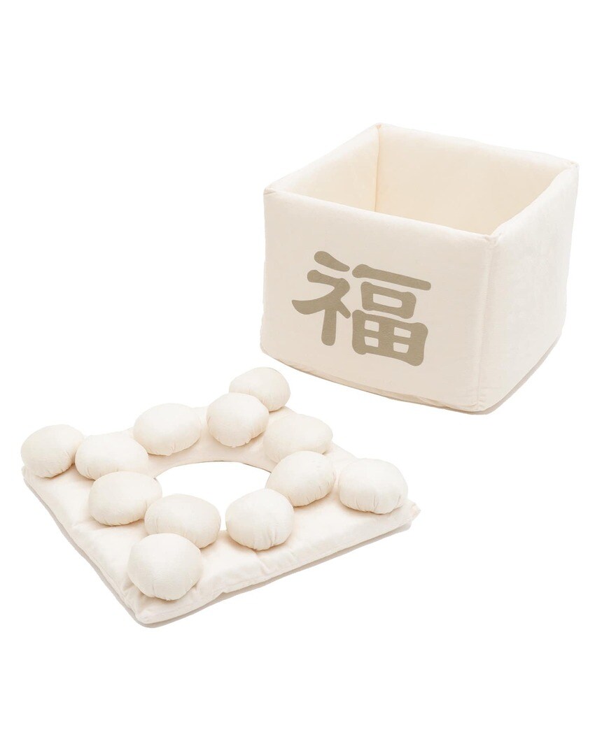 記念撮影が盛り上がりそう！入れる枡（出所：3COINS公式 入れる升）