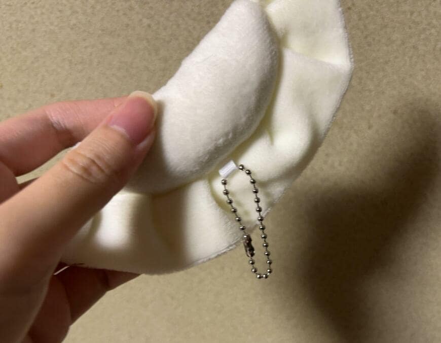 筆者撮影（セリア、餃子ぬいぐるみキーチェーン）