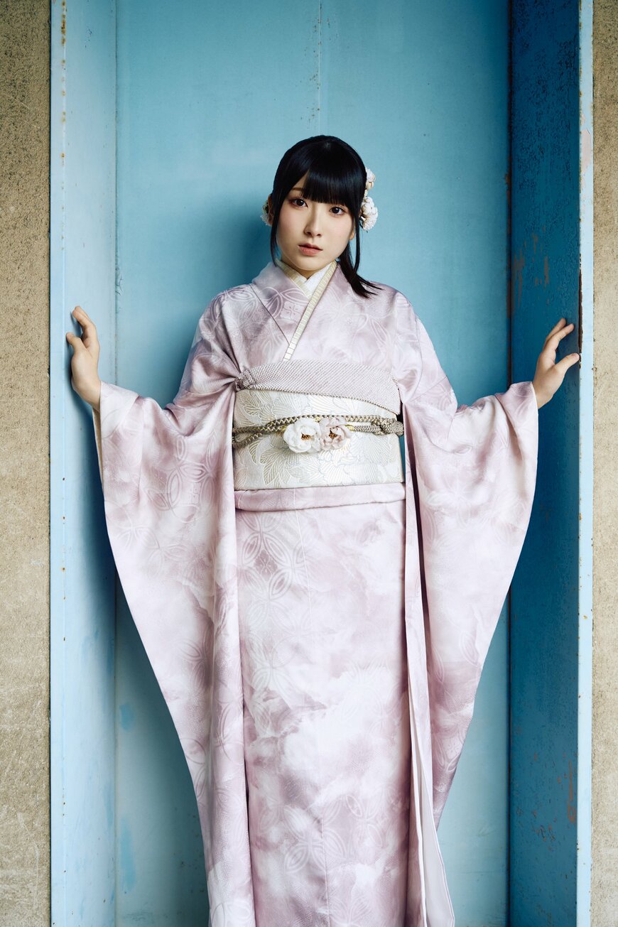 出所：株式会社東京ニュース通信社「今年度は乃木坂46・筒井あやめが表紙に決定！　“ハタチ”の美女10人による「20±SWEET2025 JANUARY」を1月10日(金)に発売＆第１弾ラインナップ発表！」