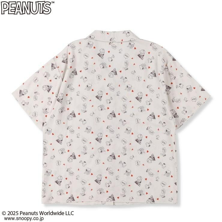 しまむら「スヌーピーレディースシャツ(ハグ)」