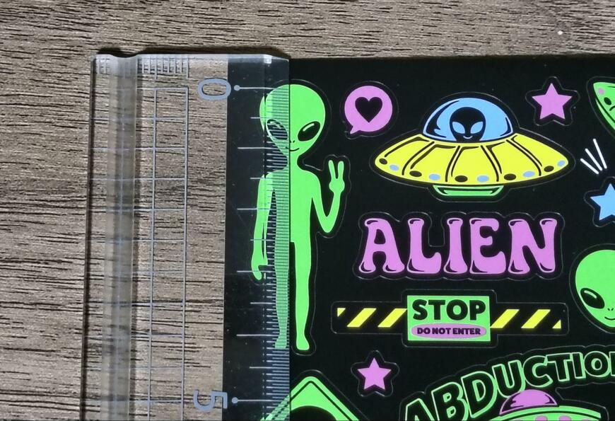 セリア、デザインシール 宇宙人とUFO商品画像