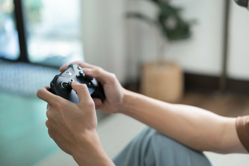 趣味のゲームにかかる平均的な費用は年間1万4900円