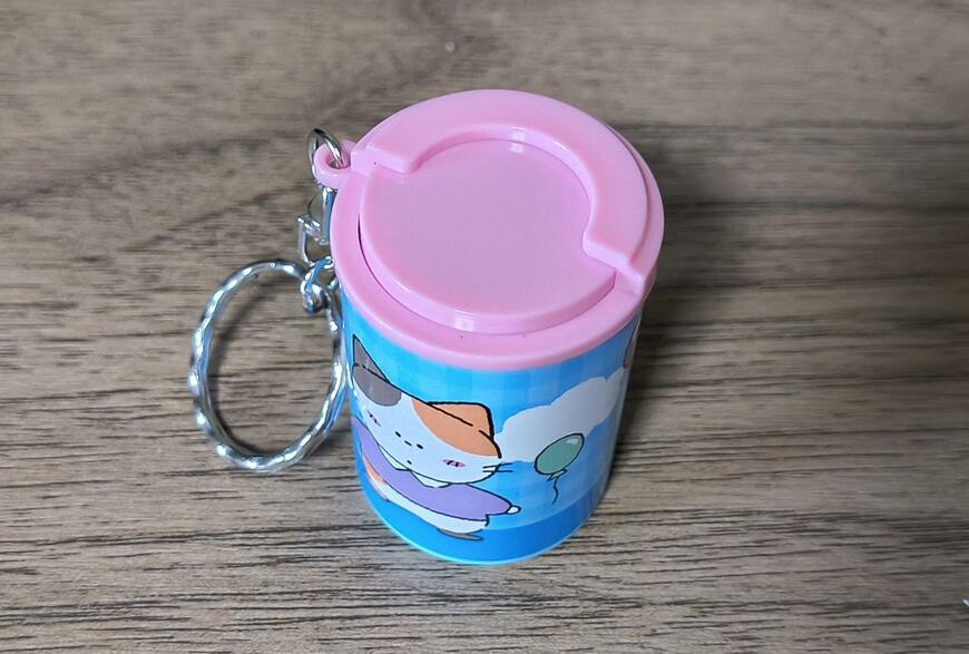 ダイソー、レトロコインケースの画像