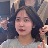 「面長or丸顔？」顔の形に悩む女性がプロに相談した結果…意外な顔の形が判明！変身した姿が素敵