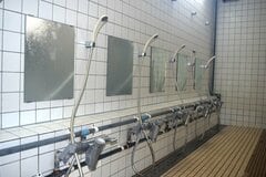 「そうはならんやろ」中野の銭湯に掲出された張り紙　想像の斜め上を行く告知が話題