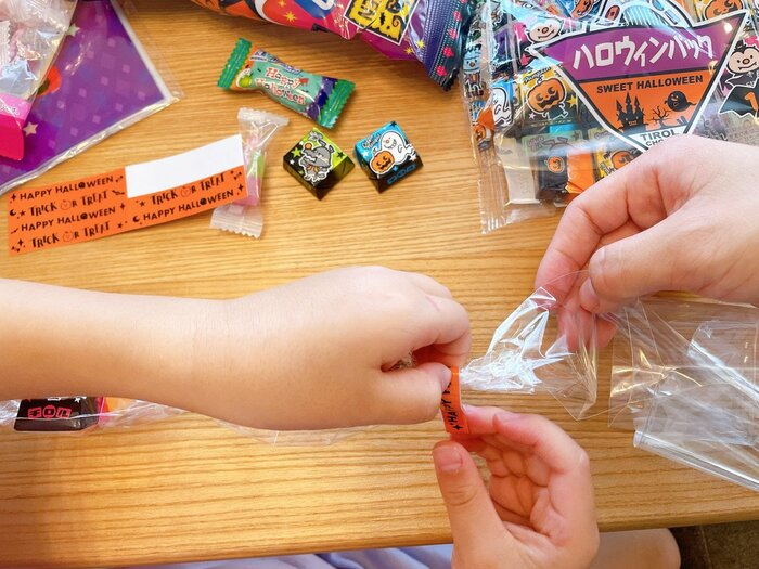 袋は丈夫で破れる心配もなく、ハサミ・カッターなどを使わず安全にできる