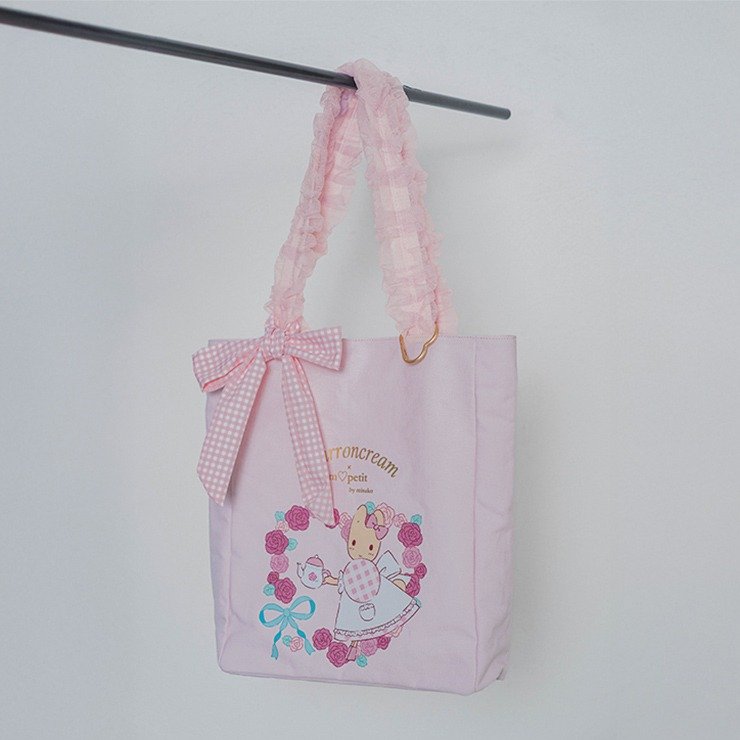 出所：しまむら公式　トートバッグ（青木美沙子×サンリオキャラクターズ）