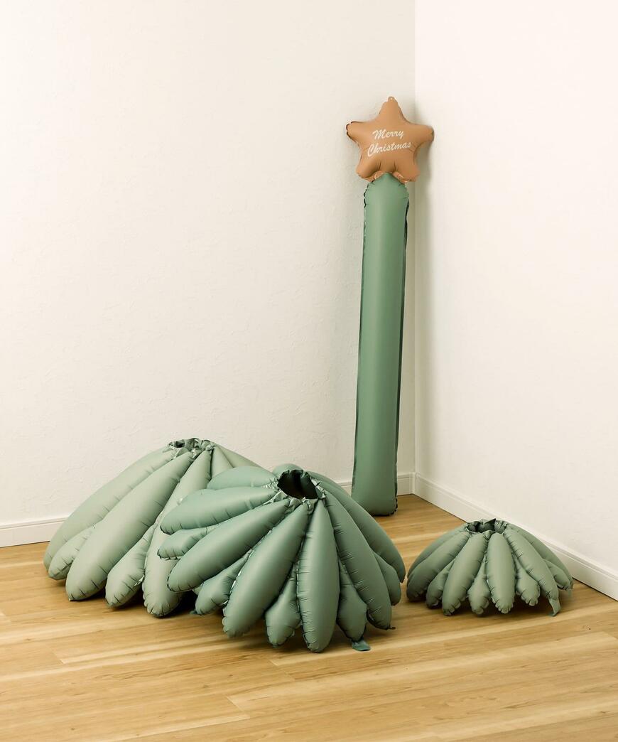 3COINS、クリスマスバルーン（ツリー）画像